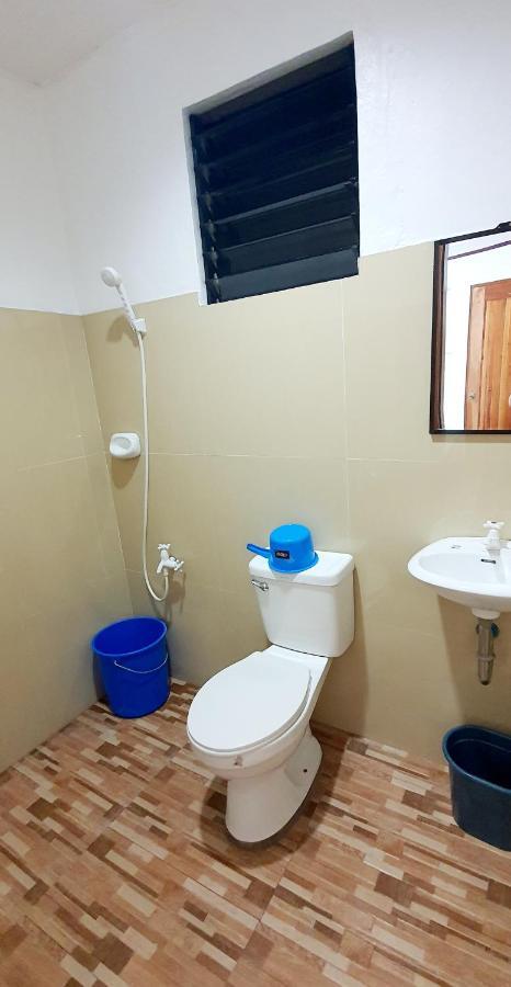Sj Pabua Travellers Inn Mambajao Exterior photo